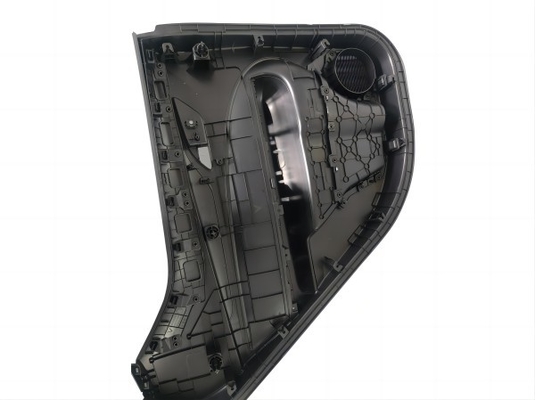 380V ร้อน Riveting กระบวนการ เครื่องปั่นสําหรับแผ่นประตูอัตโนมัติ