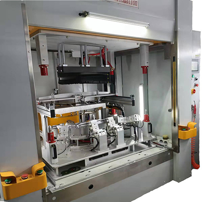 เครื่องตัดแต่งสูญญากาศ 5T PLC อุปกรณ์ห่อพลาสติกสำหรับรถยนต์