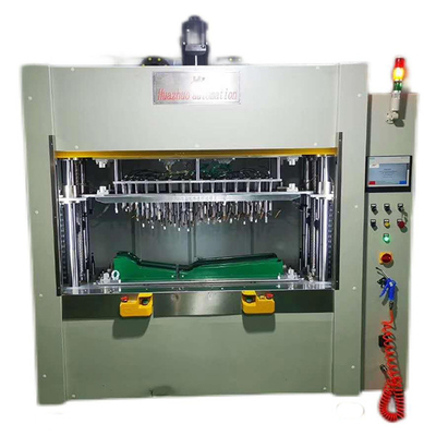1200mm2 พลาสติกร้อนโลดโผน 50HZ เครื่องเชื่อมแผ่นสำหรับแผงประตูรถยนต์